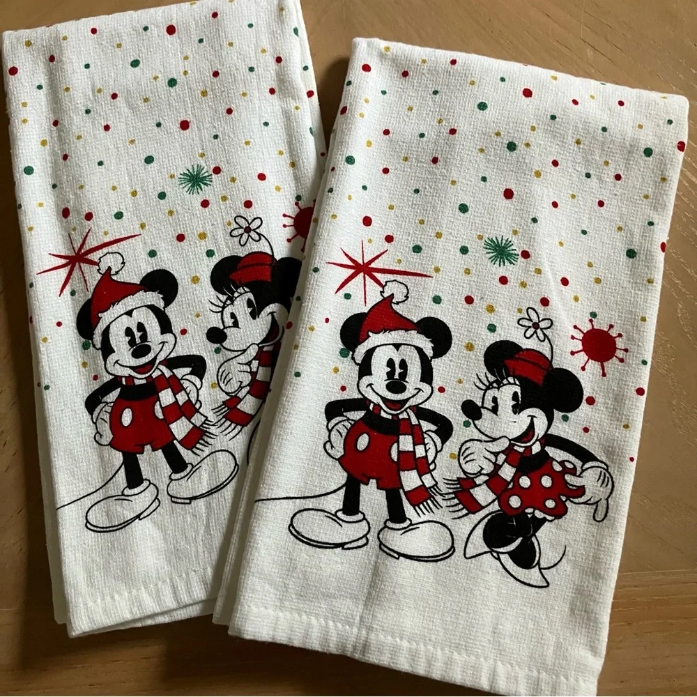 DISNEY Mickey and Minnie Mouse Winter Holiday Kitchen Towel Set of 2 NEW NWOT